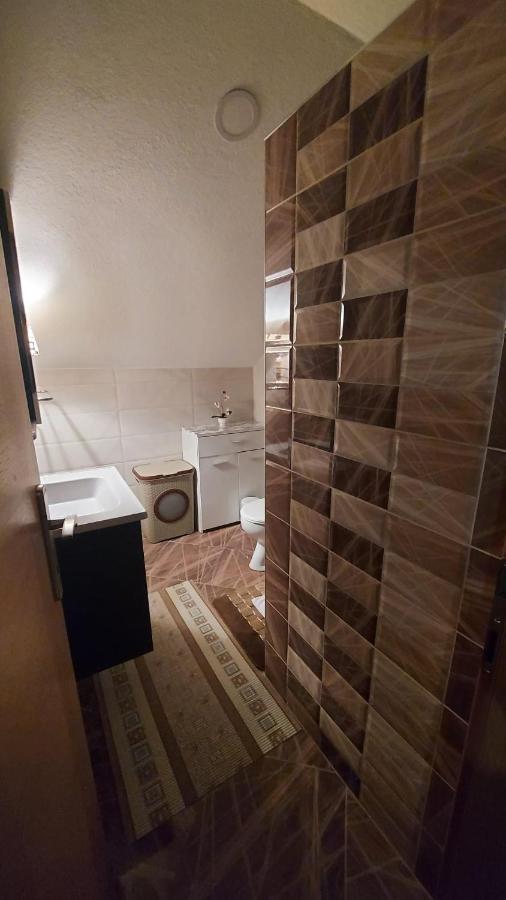 Apartment Slap Rakovica Buitenkant foto